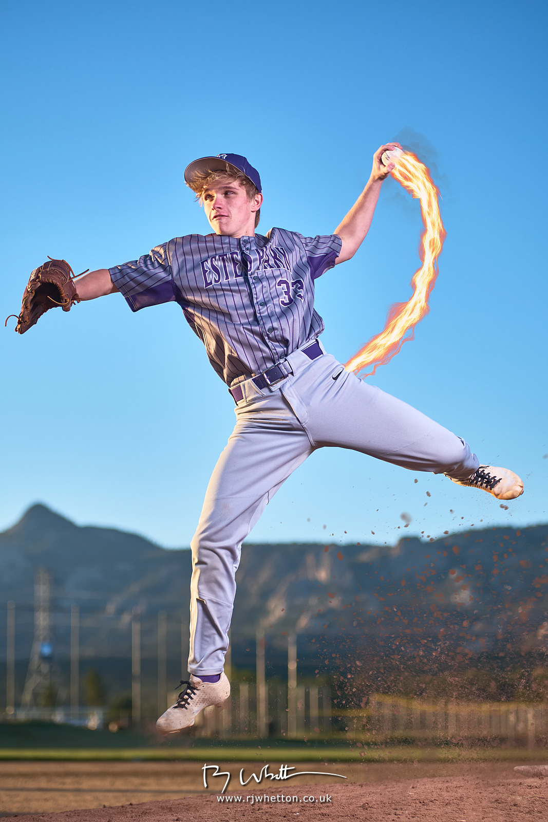 Dawson-Snr-Sep-25-182140-1593-X-T4.jpg