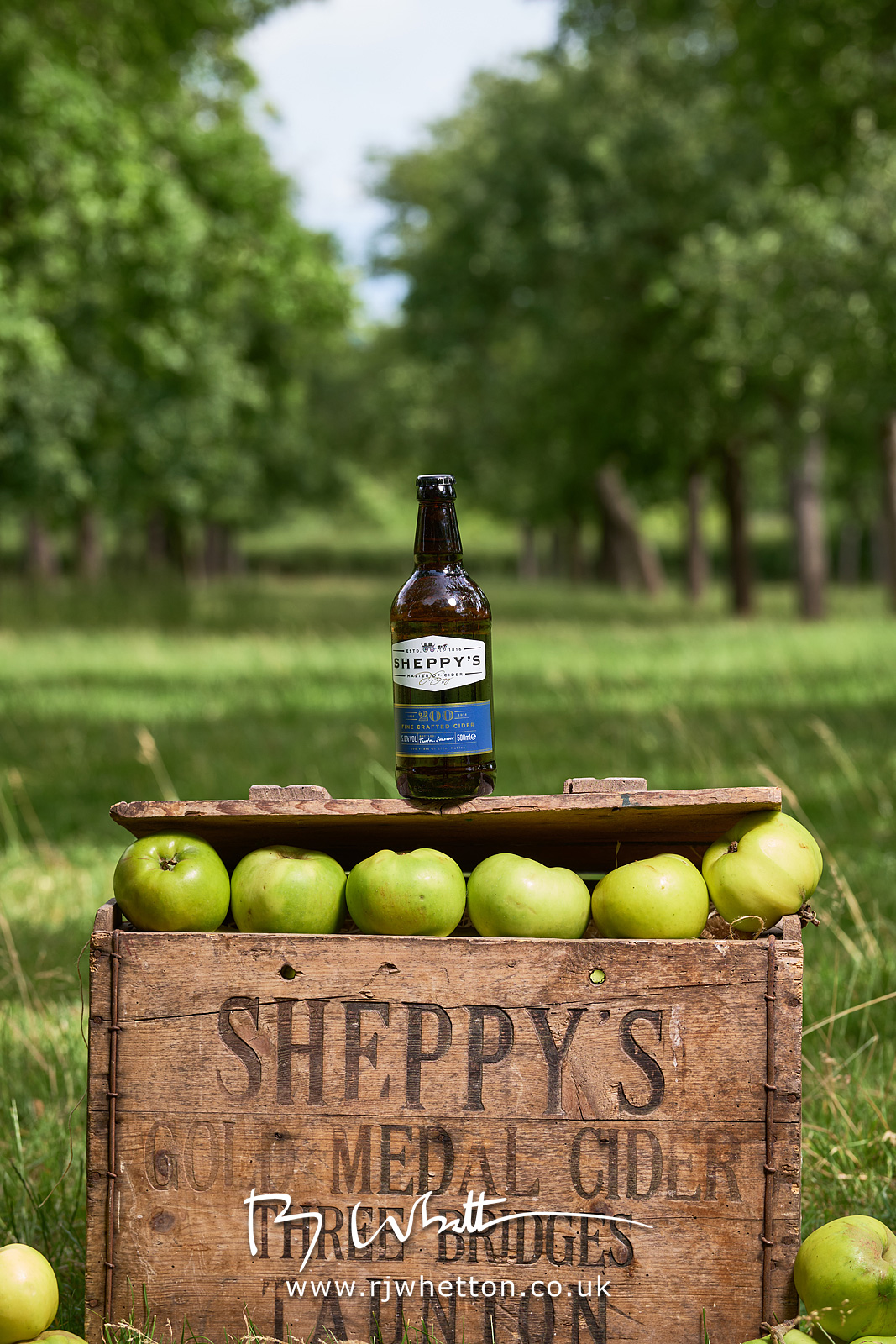 IMAGE: https://photographs.rjwhetton.co.uk/forums/Sheppy-Cider-Jun-27-162545-5734-X-T4.jpg